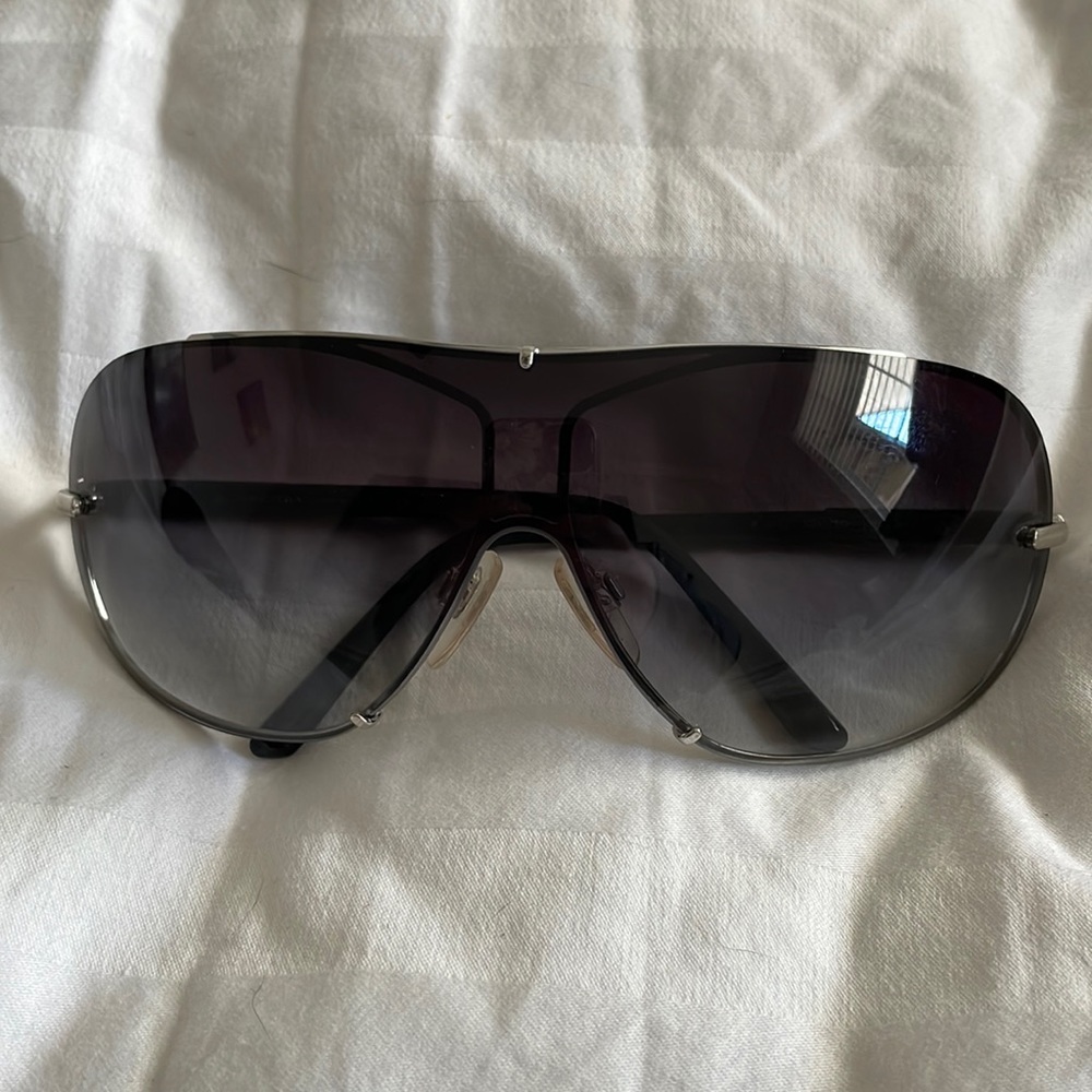 Burberry Sunglasses B3052